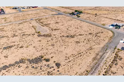 10415 Horseshoe Court, Kingman, AZ 86401 - Photo 3