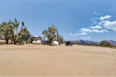 15710 S Kit Carson Road, Yucca, AZ 86438 - Photo 31