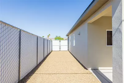 1968 Montclair Drive, Bullhead City, AZ 86442 - Photo 5