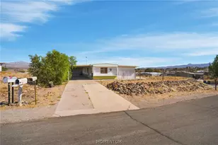 1729 Williams Dr, Bullhead City, AZ 86442 - Photo 3