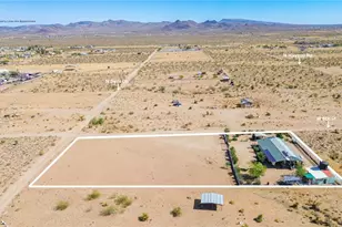 7610 6th St, Dolan Springs, AZ 86441 - Photo 17