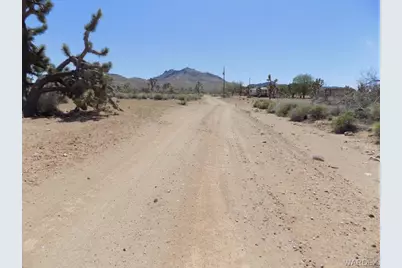 327-07-084 Sage, Dolan Springs, AZ 86441 - Photo 5