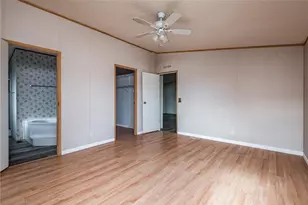 581 S Gln Cyn Rd, Golden Valley, AZ 86413 - Photo 21
