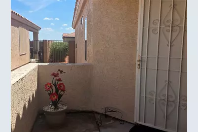 2450 Highland Trail, Bullhead City, AZ 86442 - Photo 3