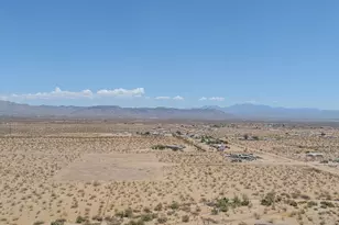 1180 S Colorado Rd, Golden Valley, AZ 86413 - Photo 23