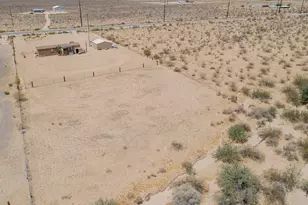 1180 S Colorado Rd, Golden Valley, AZ 86413 - Photo 19