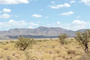 5744 N Dennis Dr, Kingman, AZ 86401 - Photo 1