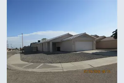 2803 Wallapai, Kingman, AZ 86401 - Photo 1