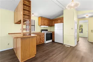 1967 W River Bend Cir, Bullhead City, AZ 86442 - Photo 7