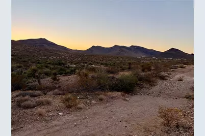 339-05-146 N Davis Road, Golden Valley, AZ 86413 - Photo 3