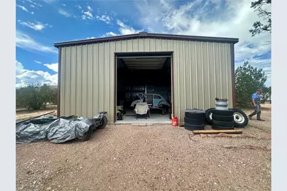 25633 W El Dorado Drive, Seligman, AZ 86337 - Photo 17