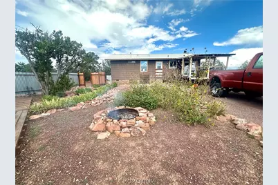 25633 W El Dorado Drive, Seligman, AZ 86337 - Photo 9