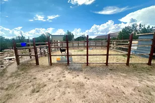 25633 W El Dorado Dr, Seligman, AZ 86337 - Photo 15