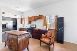 471 W Juniper Dr, Yucca, AZ 86438 - Photo 9