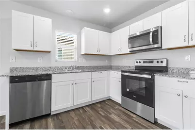 2405 Village Drive, Bullhead City, AZ 86442 - Photo 13