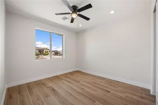 3244 Sidewheel Dr, Bullhead City, AZ 86429 - Photo 13