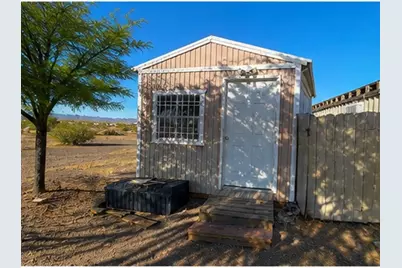 580 S Parker Road, Golden Valley, AZ 86413 - Photo 11
