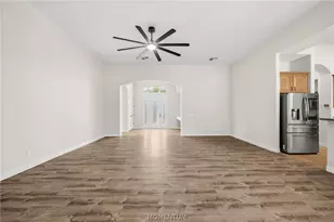 2810 Sidewheel Dr, Bullhead City, AZ 86429 - Photo 13
