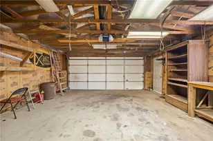 8261 S Green Valley Rd, Mohave Valley, AZ 86440 - Photo 13