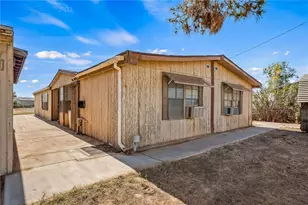 8261 S Green Valley Rd, Mohave Valley, AZ 86440 - Photo 9