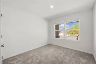 2340 Tapatio Dr, Bullhead City, AZ 86442 - Photo 9