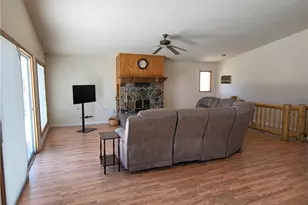 27026 N Hummingbird Dr, Meadview, AZ 86444 - Photo 11