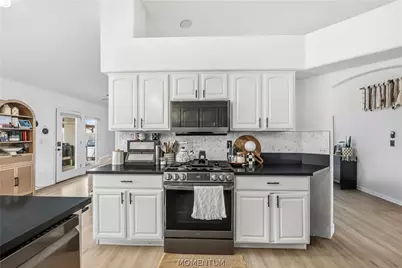 1894 E Emerald Lake Drive, Fort Mohave, AZ 86426 - Photo 9