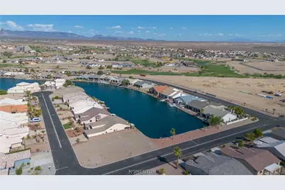 2016 E Lago Grande Circle, Fort Mohave, AZ 86426 - Photo 13