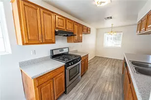 3422 Cypress St, Kingman, AZ 86401 - Photo 5