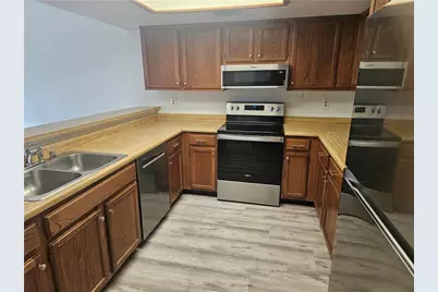 1800 Clubhouse Drive #F61, Bullhead City, AZ 86442 - Photo 9
