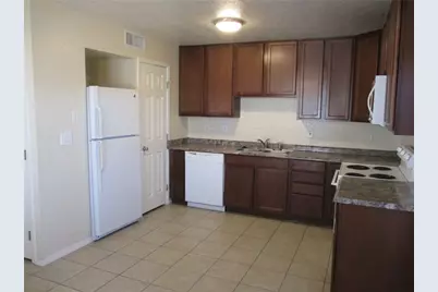 2801 Paloma Senda Unit D, Bullhead City, AZ 86442 - Photo 7