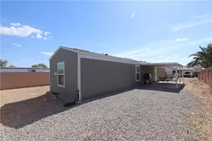 1681 River Gardens Dr, Bullhead City, AZ 86442 - Photo 1