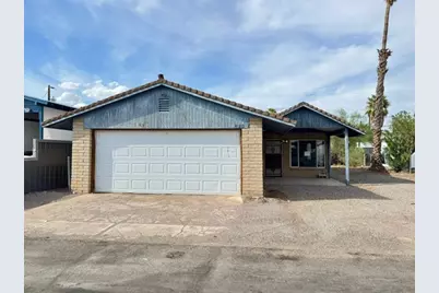 319 Santa Cruz Avenue, Bullhead City, AZ 86442 - Photo 1