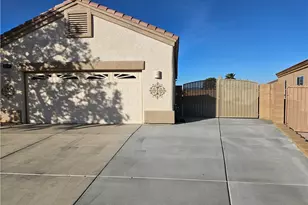 2694 Sanctuary Dr, Bullhead City, AZ 86442 - Photo 3