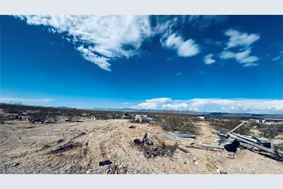 2724 S Jade Road, Golden Valley, AZ 86413 - Photo 13