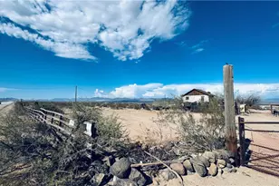 2724 S Jade Rd, Golden Valley, AZ 86413 - Photo 1