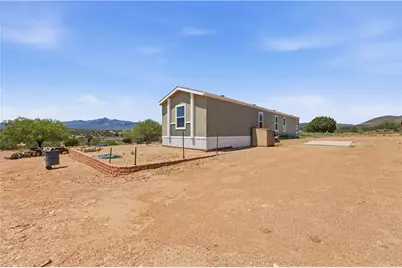 10501 E Blake Ranch Road, Kingman, AZ 86401 - Photo 11