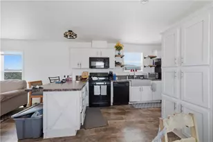 10501 E Blake Ranch Rd, Kingman, AZ 86401 - Photo 15