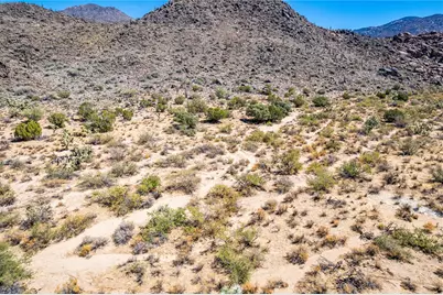 241-06-015 E Prickly Pear Drive, Yucca, AZ 86438 - Photo 13