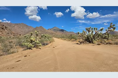 241-06-015 E Prickly Pear Drive, Yucca, AZ 86438 - Photo 25