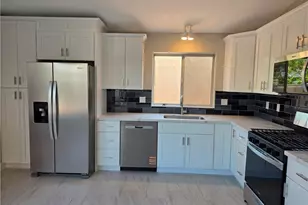 1193 Pawnee Dr, Bullhead City, AZ 86442 - Photo 9