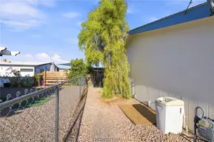 791 Holly St, Bullhead City, AZ 86442 - Photo 27