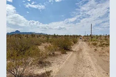319-08-429 Kingman Drive, Dolan Springs, AZ 86441 - Photo 5