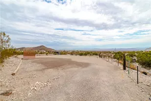 2310 S Dewey Rd, Golden Valley, AZ 86413 - Photo 45