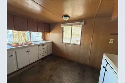 560 Silver Lane, Bullhead City, AZ 86442 - Photo 3