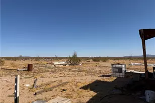 18860 S Dale Evans Rd, Yucca, AZ 86438 - Photo 51