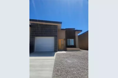 181 Hacienda Loop #2, Bullhead City, AZ 86429 - Photo 1
