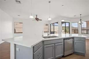 2840 Esmerelda Dr, Bullhead City, AZ 86429 - Photo 7