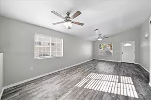 2198 Hi Jolly Dr, Bullhead City, AZ 86442 - Photo 11