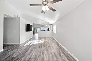 2198 Hi Jolly Dr, Bullhead City, AZ 86442 - Photo 9